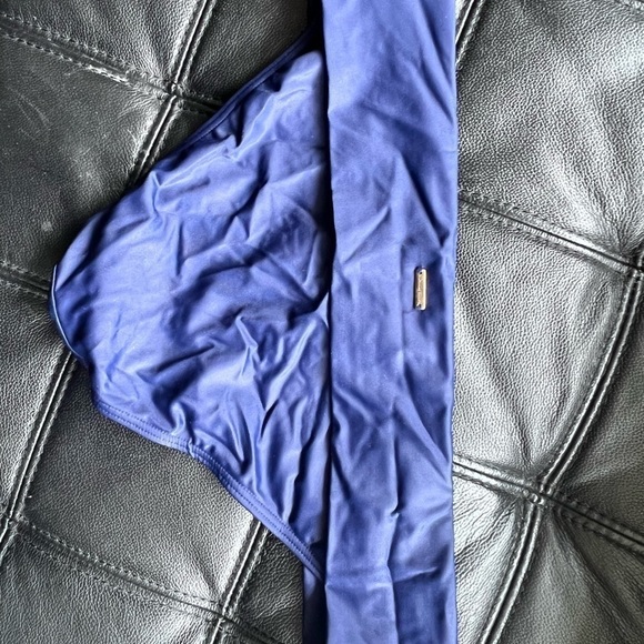 EXCELLENT Condition Foldover Bottom Swim Bottoms In Navy - Picture 2 of 2